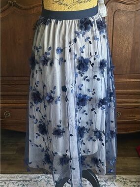 Navy Floral Embroidered Tulle Midi Skirt